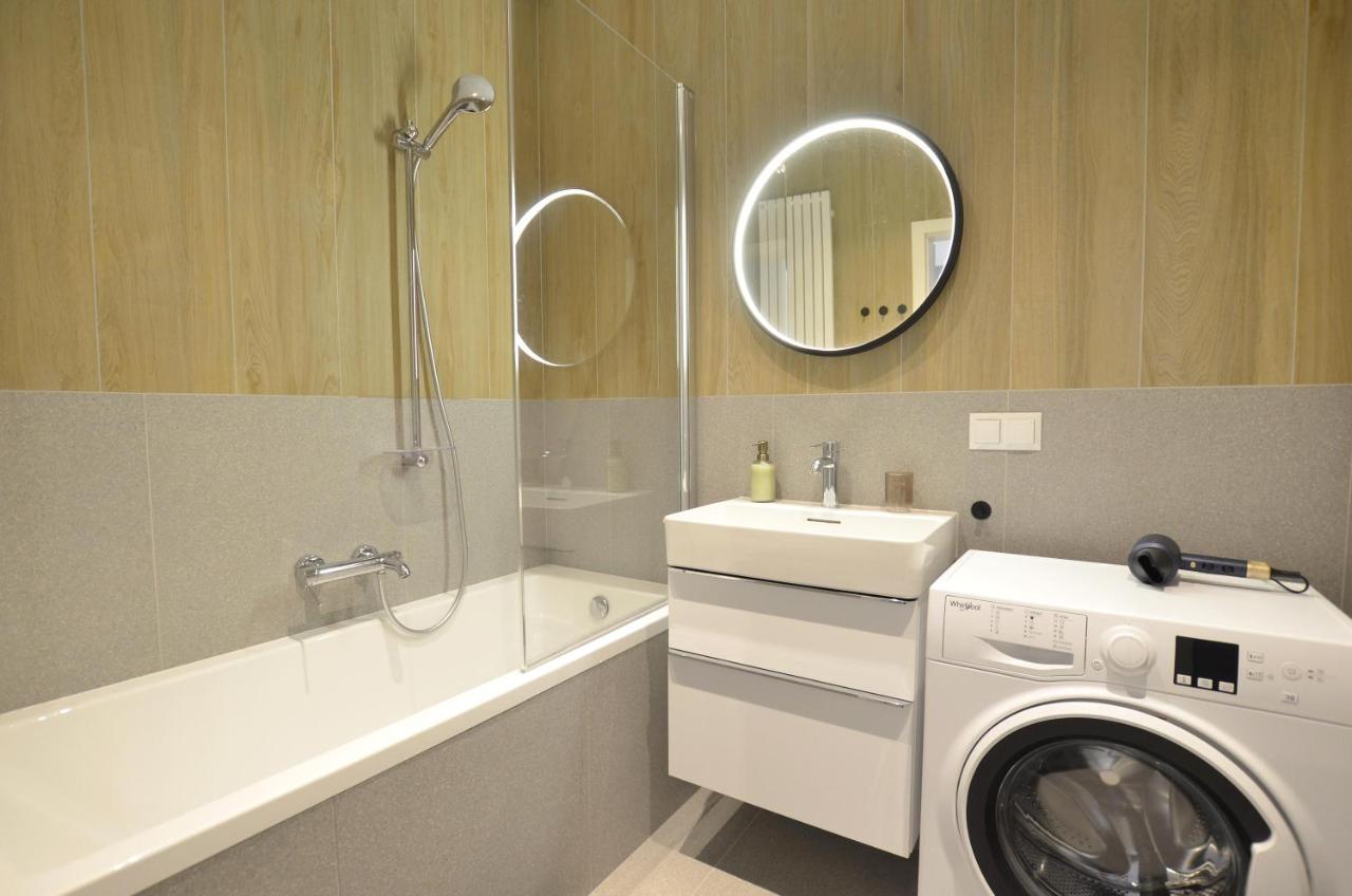 Estate Old Town Apartment, Private Parking, Balcony Leilighet *