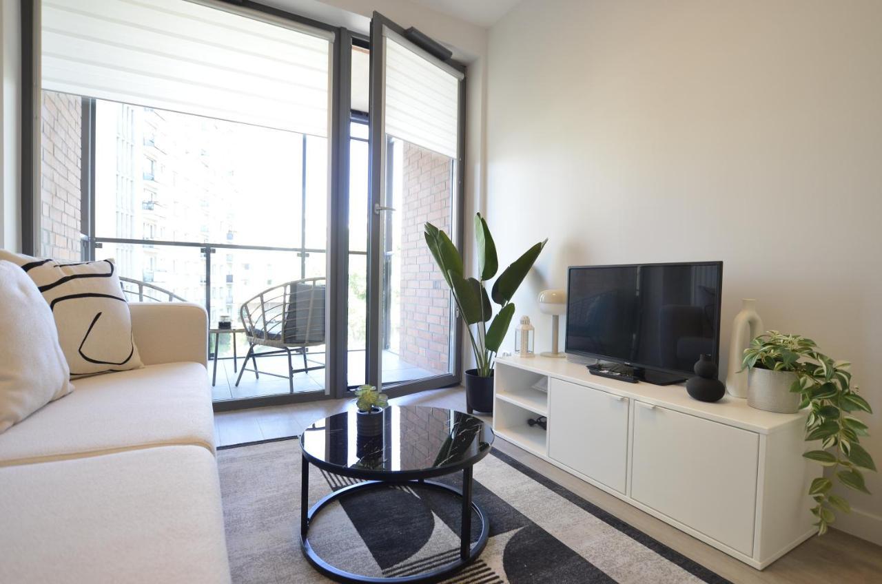 Leilighet Estate Old Town Apartment, Private Parking, Balcony *